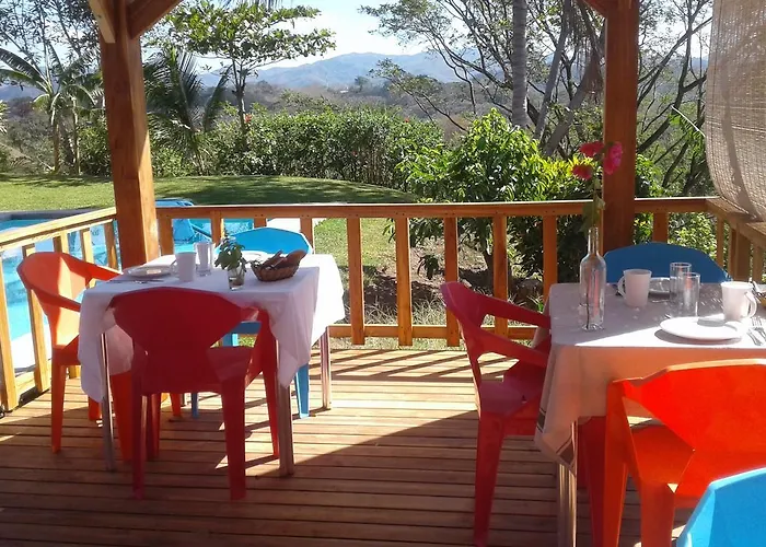 El Nido Rojo Bed and breakfast
