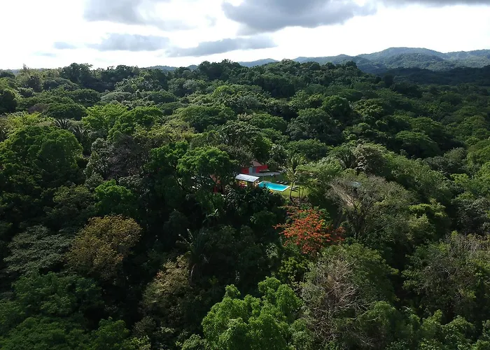 El Nido Rojo Bed and breakfast