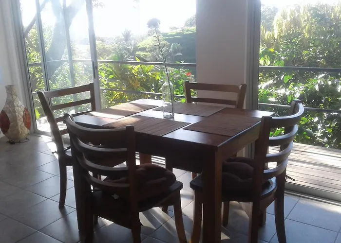 El Nido Rojo Bed and breakfast Sámara